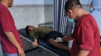 Gundukan Matreal Proyek di Ruas Poros PUK Gayam Tanpa Rambu, Sebabkan Pemotor Jatuh