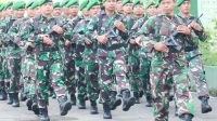 Anggota Kodim Bojonegoro Latihan Defile
