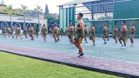 Jaga Kebugaran Tubuh Prajurit TNI Kodim Bojonegoro Lakukan Senam