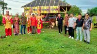 Grand Launching Insektisida Spontanking, Perangkat Desa Kedungrejo Ini Raih Satu Ekor Sapi