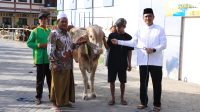 Usai Sholat Idul Adha 1444 H, Kapolres Bojonegoro Serahkan Hewan Qurban