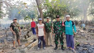 Jelang Kegiatan Nyadranan, Warga Desa Ngorogunung – Bubulan Bersih – Bersih Makam Desa