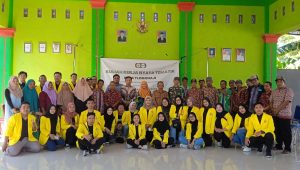 Tingkatkan SDM, KKN- T Kelompok 22 Unigoro Kolaborasi Pada Masyarakat Desa Tlogohaji ,Sumberejo