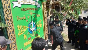 Demi Kondusifitas, Anggota  PSNU Pagar Nusa Ranting Dukohlor , Malo Mulai Bongkar Sendiri Tugu Kebanggaannya