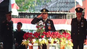 Dandim Bojonegoro Pimpin Upacara Penurunan Bendera Merah Putih Peringatan HUT RI ke- 78