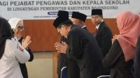 Lantik Pejabat Pengawas dan Kepala Sekolah di Lingkup Pemkab Bojonegoro, Ini Pesan Bupati