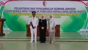 Kades PAW Desa Begadon Gayam Resmi Dilantik, Ini Pesan Bupati Bojonegoro