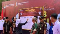 KPU Bojonegoro Gelar Kirab Pemilu, Bupati Anna Tandai Dengan Deklarasi Damai 