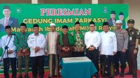 Dampingi Wamenag RI, Pj. Bupati Bojonegoro Resmikan Gedung MI di Ponpes Al Rosyid