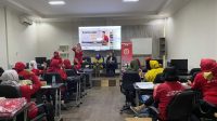 Puluhan Anggota FIJ Bojonegoro Ikuti Pelatihan Makeup, Dorong Anggota IKM Terus Kembangkan Usaha