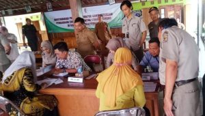 Pemkab Bojonegoro Berikan Ganti Untung Pembebasan Lahan Proyek Bendungan Karangnongko Pada Warga Terdampak