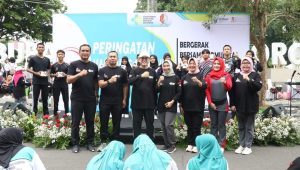 Momen Car Free Day, Peringatan Hari AIDS Sedunia Digelar di Bojonegoro 