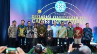 Wakili Panglima TNI, Kapuspen TNI Menghadiri Deklarasi dan Penandatangan Komitmen Bersama Kemerdekaan Pers