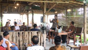 Jum’at Curhat Bareng Kapolres Bojonegoro , Perkuat Komunikasi Masyarakat Dengan Polri
