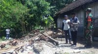 Diterjang Banjir Bandang, Satu Rumah Milik Warga Desa Jono Temayang Roboh 