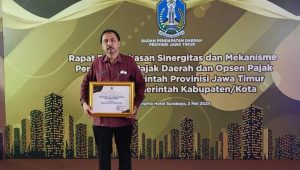 Pemkab Bojonegoro Raih Peringkat 3 Kepatuhan Pembayaran Pajak Kendaraan Dinas