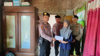 Door To Door, Sat Samapta Polres Bojonegoro Salurkan Bansos Pada Anak Yatim 