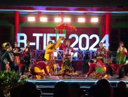 Tampil Memukau, Semarak Folklore Performance B-TIFF di Wisata Edukasi Galeri Bengawan