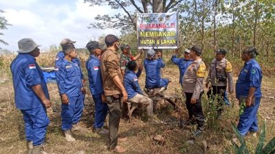 Cegah Kebakaran Hutan, Polsek Temayang Bersama Koramil, Perhutani dan Satgas Gakpoktanhut Pasang Himbuan 