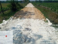 Dinilai Tidak Sesuai Anggaran, Pembangunan Jalan Pedel di Desa Nglarangan Dapat Tanggapan Negatif Dari Warga 