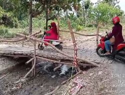 Jembatan Darurat Pada Pembangunan Jembatan di Ngumpakdalem Ancam Keselamatan Pengguna Jalan 