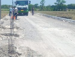 Rekontruksi Jalan Bakalan – Semenpinggir Ada Indikasi Kecurangan Pada Pelaksanaan, Dinas PU Diharapkan Tegas