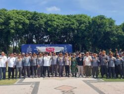 Sukseskan Pilkada Serentak 2024, Satlinmas se-Jatim Ikuti Apel Siaga di Alun-alun Bojonegoro