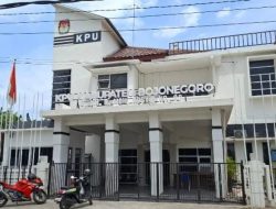 Rakor di KPU Bojonegoro, Tim Paslon 02 Ajukan Debat Satu Kali, Tim 01 Tuding Ada Potensi Skenario 