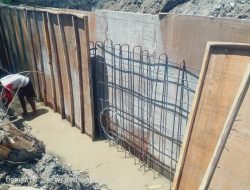 Proyek TPT Satu Paket Jalan Beton Ruas Kedungprimpen- Pucangarum Bojonegoro Diduga Ada Pengurangan Material Besi