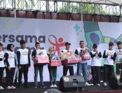 Peringati Hari AIDS Sedunia, Dinkes Bojonegoro Bersama ODHA Gelar Senam GERMAS hingga Cek Kesehatan
