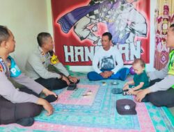 Sampaikan Pesan Kamtibmas, Kapolsek Kanor Sambangi Sesepuh Perguruan Silat IKS di Wilayah Kecamatan Kanor