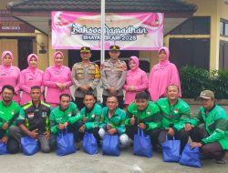 Gelar Baksos, Bhayangkari Ranting se-Cabang Bojonegoro  Salurkan Paket Sembako kepada Tukang Ojek
