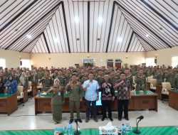 Hadir di Acara Bimtek Satpol PP, Bupati Bojonegoro: Jalankan Tugas Pendekatan dan Humanis