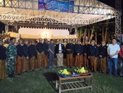 Hari Jadi KANS FC dan SBA Gelar Pergelaran Wayang Kulit di Lapangan Desa Kedungsumber 