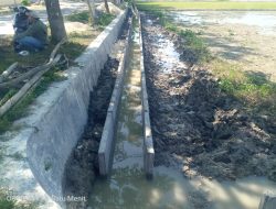 Material U-dith di Desa Kedungdowo Balen Diduga Tidak Spesifikasi, Pihak Dinas PU SDA Bojonegoro Baru Akan Eksekusi