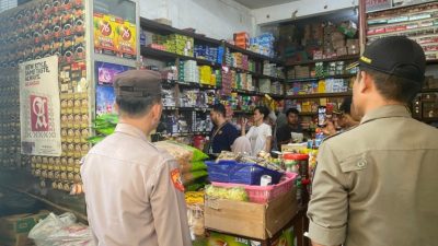 Berantas Rokok Ilegal, Tim Gabungan Sasar Pertokoan di Wilayah Kecamatan Sumberrejo, Bojonegoro