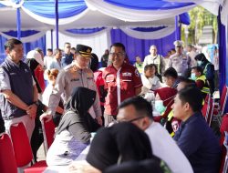 Rangkaian Hari Lalu Lintas Bhayangkara ke-70, Satlantas Bojonegoro Gelar Pasar Murah dan Donor Darah