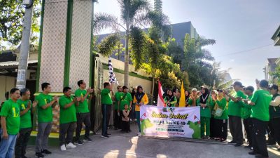Harlah ke 19, Ponpes Al -Fatimah Bojonegoro Gelar Jalan Sehat Bersama Masyarakat