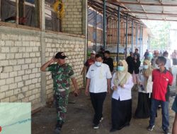 Wabah Lalat Resahkan Warga, DLH dan Dinas Peternakan Kabupaten Bojonegoro Sidak Kandang Ayam di Baureno