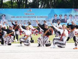 Puncak HJB ke 348, Tarian Kesenian dan Ragam Budaya Tampil Memukau di Alun-Alun Kota Bojonegoro 