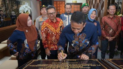 Kuatkan Ekonomi, Bupati Bojonegoro Resmikan Gedung Kantor Pusat Baru BPR