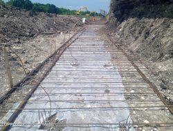 Proyek Irigasi Pacal Terus Digebut, Lahan Pertanian di Desa Ngampal Mengering