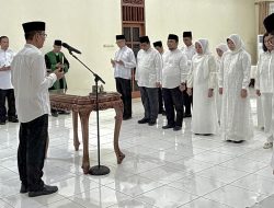 Lantik 10 Pejabat di Rumah Dinas, Bupati Bojonegoro Dorong Tingkatkan Integritas untuk Layanan Publik