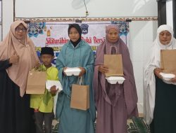 Keluarga Besar MTs Muga Sumberrejo Gelar Silaturahim dan Bukber Bersama Masyarakat Desa Palembon Kanor