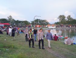 Jamin Kenyamanan Libur Lebaran, Kapolres Bojonegoro Pimpin Patroli Dialogis di Kawasan Wisata