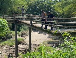 Nyaris Putus, Jembatan di Dusun Kerjo Desa Brangkal Bojonegoro Butuh Penanganan Serius