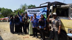 Kemarau Panjang, KUA Bubulan Droping Air Bersih Pada Warga Desa Ngorogunung, Bojonegoro 