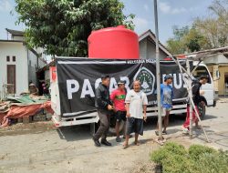Dampak Kemarau Panjang, Pagar Nusa Ranting Kayulemah Gelar Aksi Sosial Salurkan Bantuan Air Bersih