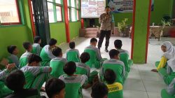 Polisi Jogo Sekolah, Anggota Polsek Sumberrejo Berikan Penyuluhan di SMP